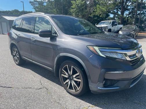 2019 Honda Pilot TOURING 8-PASSENGER