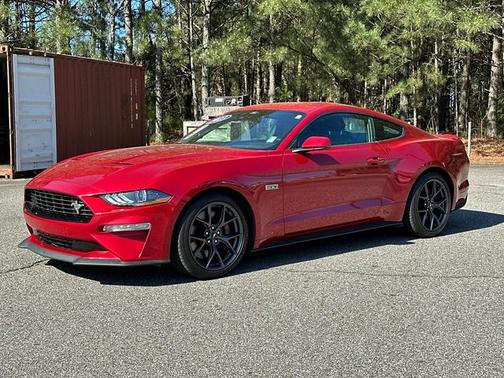 2023 Ford Mustang ECOBOOST PREMIUM