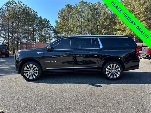2022 GMC Yukon XL DENALI