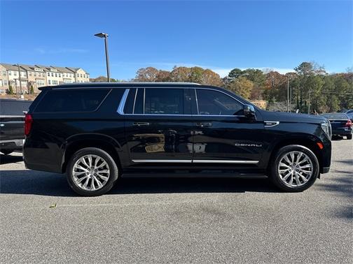 2022 GMC Yukon XL DENALI