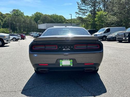 Granite Crystal Clearcoat Metallic 2020 Dodge Challenger SXT