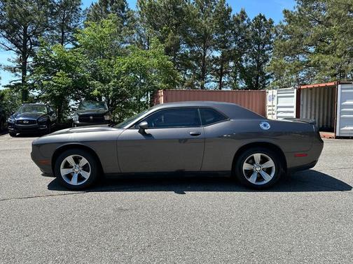 Granite Crystal Clearcoat Metallic 2020 Dodge Challenger SXT