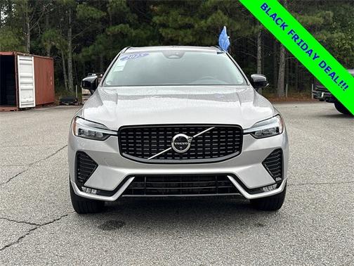 2025 Volvo XC60 B5 PLUS