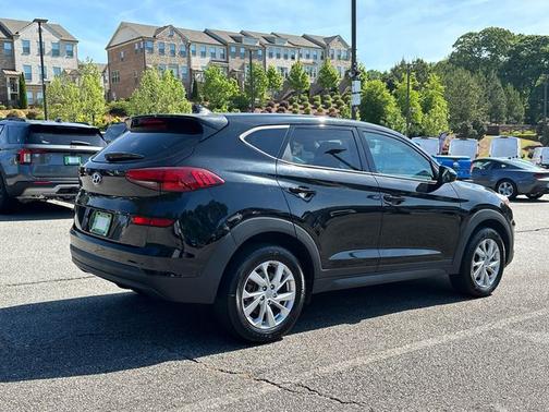 Black Noir Pearl 2019 Hyundai TUCSON SE