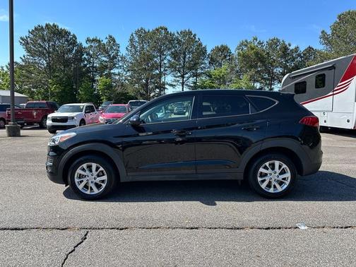 Black Noir Pearl 2019 Hyundai TUCSON SE
