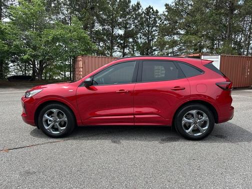 RAPID RED MET TINTED CC 2024 Ford Escape ST-LINE