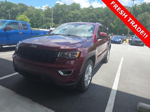 2017 Jeep Grand Cherokee LAREDO