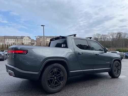 2023 Rivian R1T ADVENTURE