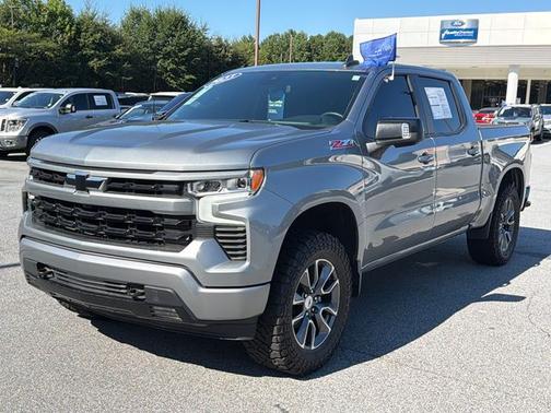 Sterling Gray Metallic 2023 Chevrolet Silverado 1500 RST