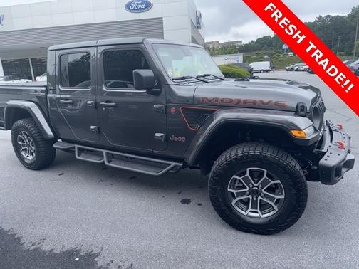 2024 Jeep Gladiator MOJAVE