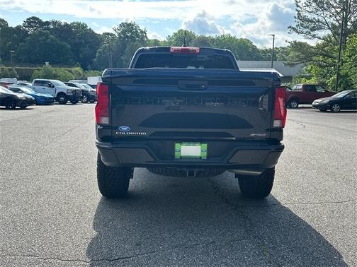 2024 Chevrolet Colorado ZR2