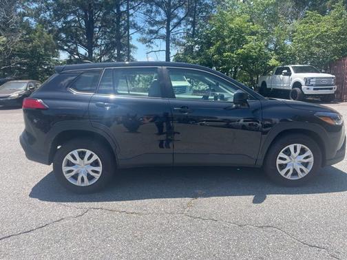 Jet Black 2025 Toyota Corolla Cross L