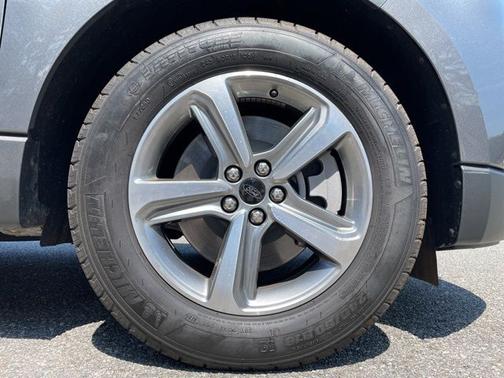 CARBONIZED GRAY 2024 Ford Edge SEL