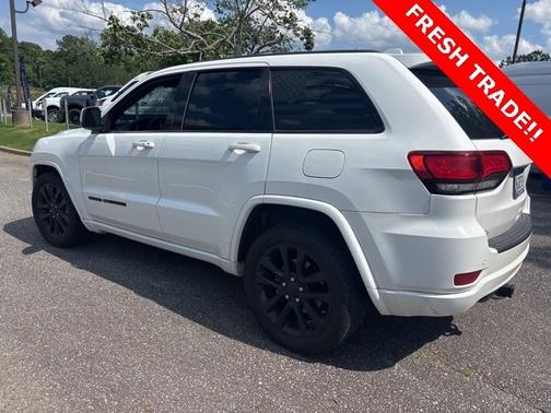 2018 Jeep Grand Cherokee LAREDO