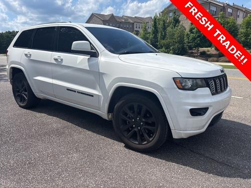 2018 Jeep Grand Cherokee LAREDO