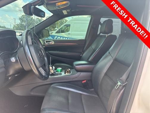 2018 Jeep Grand Cherokee LAREDO