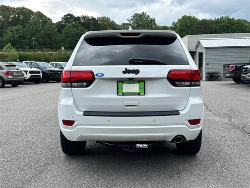 2018 Jeep Grand Cherokee LAREDO