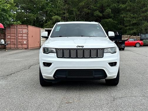 2018 Jeep Grand Cherokee LAREDO