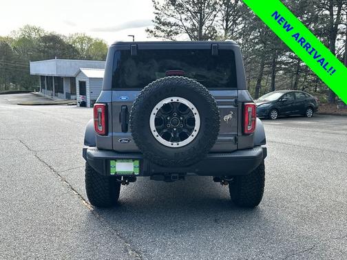CARBONIZED GRAY METALLIC 2024 Ford Bronco BADLANDS