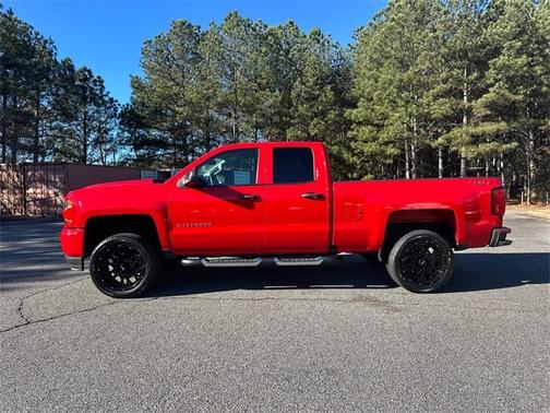 2019 Chevrolet Silverado 1500 LD CUSTOM