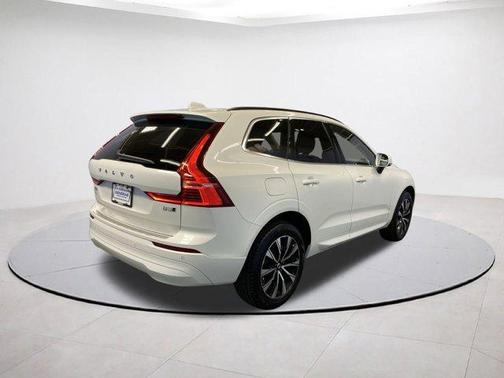 2023 Volvo XC60 B5 Core