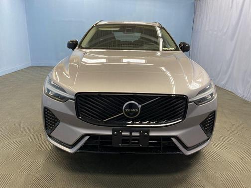 Aurora Blue 2026 Volvo XC60 B5 Plus