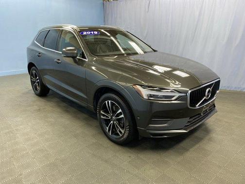 2019 Volvo XC60 T5 Momentum