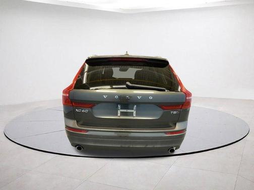 2019 Volvo XC60 T5 Momentum