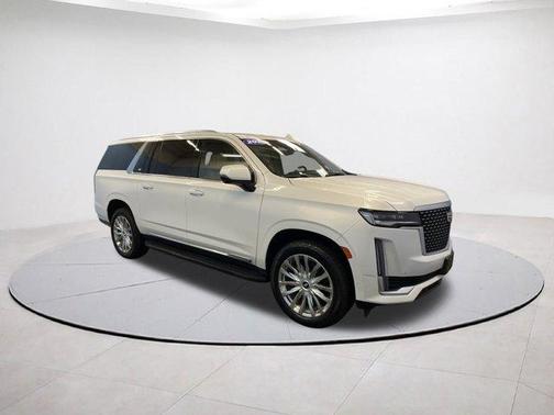 2022 Cadillac Escalade ESV Premium Luxury