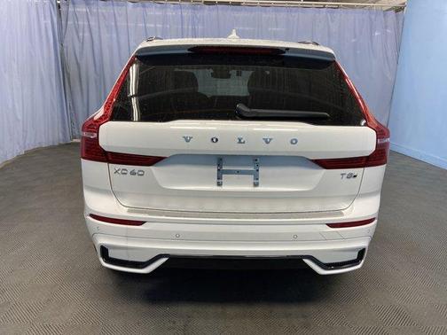 2025 Volvo XC60 Plug-In Hybrid T8 Ultra