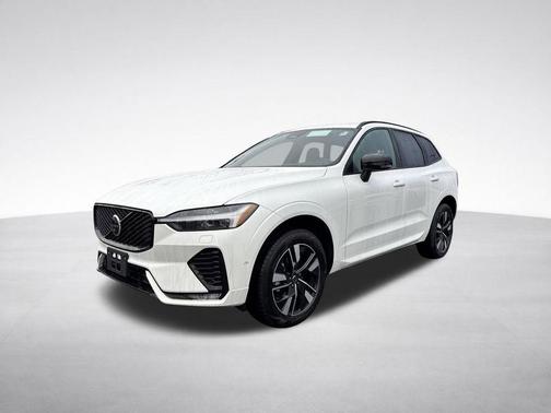 Crystal White 2026 Volvo XC60 B5 Plus
