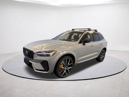 2026 Volvo XC60 Plug-In Hybrid T8 Polestar Engineered