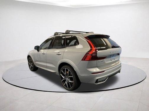 2026 Volvo XC60 Plug-In Hybrid T8 Polestar Engineered