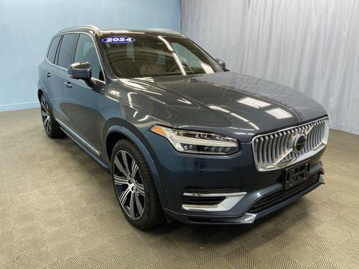 2024 Volvo XC90 Recharge Plug-In Hybrid T8 Ultimate Bright Theme 7-Seater