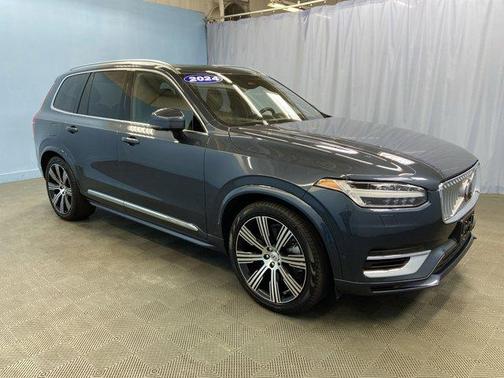 2024 Volvo XC90 Recharge Plug-In Hybrid T8 Ultimate Bright Theme 7-Seater