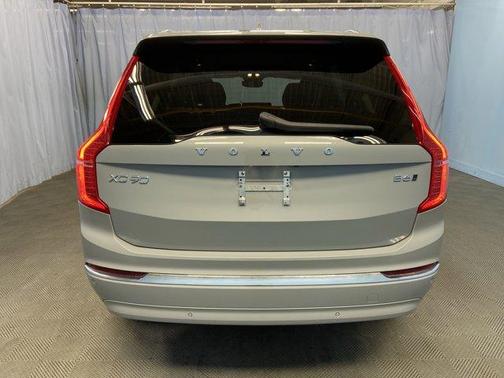 2024 Volvo XC90 B6 Plus Bright Theme 7-Seater