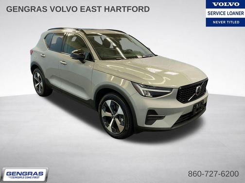 Gray Metallic 2026 Volvo XC40 B5 Core