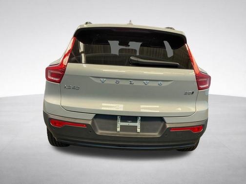 Gray Metallic 2026 Volvo XC40 B5 Core