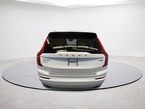 2021 Volvo XC90 T5 Momentum 7 Passenger