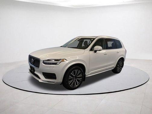 2021 Volvo XC90 T5 Momentum 7 Passenger
