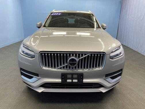 2024 Volvo XC90 Recharge Plug-In Hybrid T8 Plus 6-Seater