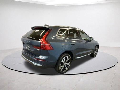 2023 Volvo XC60 Recharge Plug-In Hybrid T8 Ultimate Bright Theme