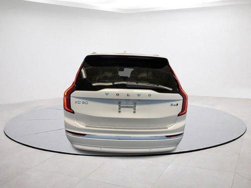2026 Volvo XC90 B6 Plus 7-Seater