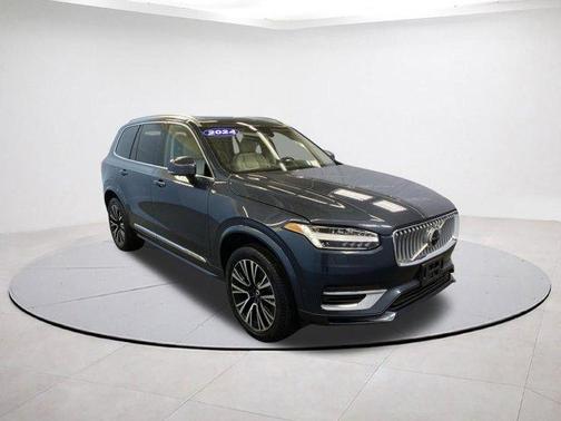 2024 Volvo XC90 Recharge Plug-In Hybrid T8 Plus Bright Theme 7-Seater