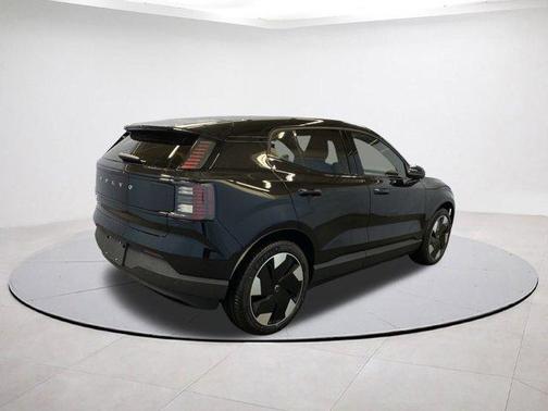 2025 Volvo EX30 Twin Motor Plus