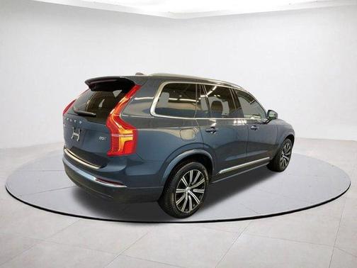 2024 Volvo XC90 B5 Core Bright Theme