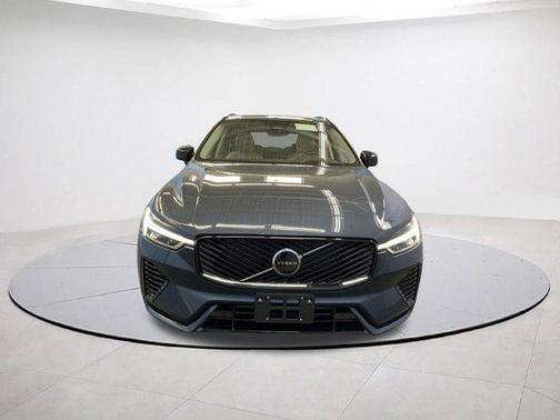 2026 Volvo XC60 Plug-In Hybrid T8 Ultra