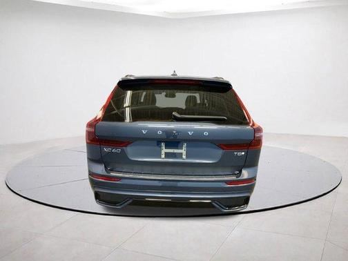 2026 Volvo XC60 Plug-In Hybrid T8 Ultra