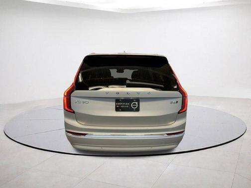 2025 Volvo XC90 B6 Plus 7-Seater