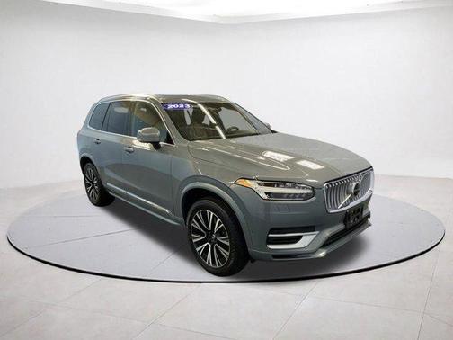 2023 Volvo XC90 Recharge Plug-In Hybrid T8 Plus Bright Theme 7-Seater